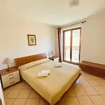 Alberti's House تْشيفالو