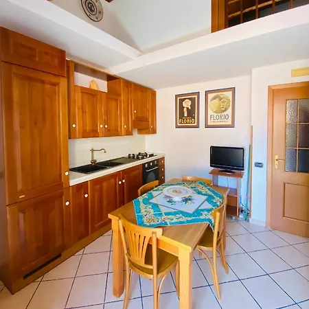 شقة Alberti's House تْشيفالو