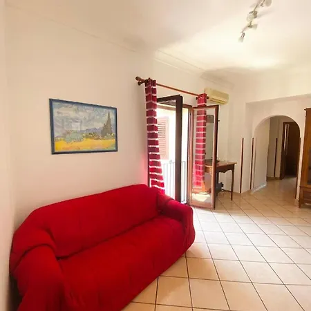 Alberti's House شقة تْشيفالو